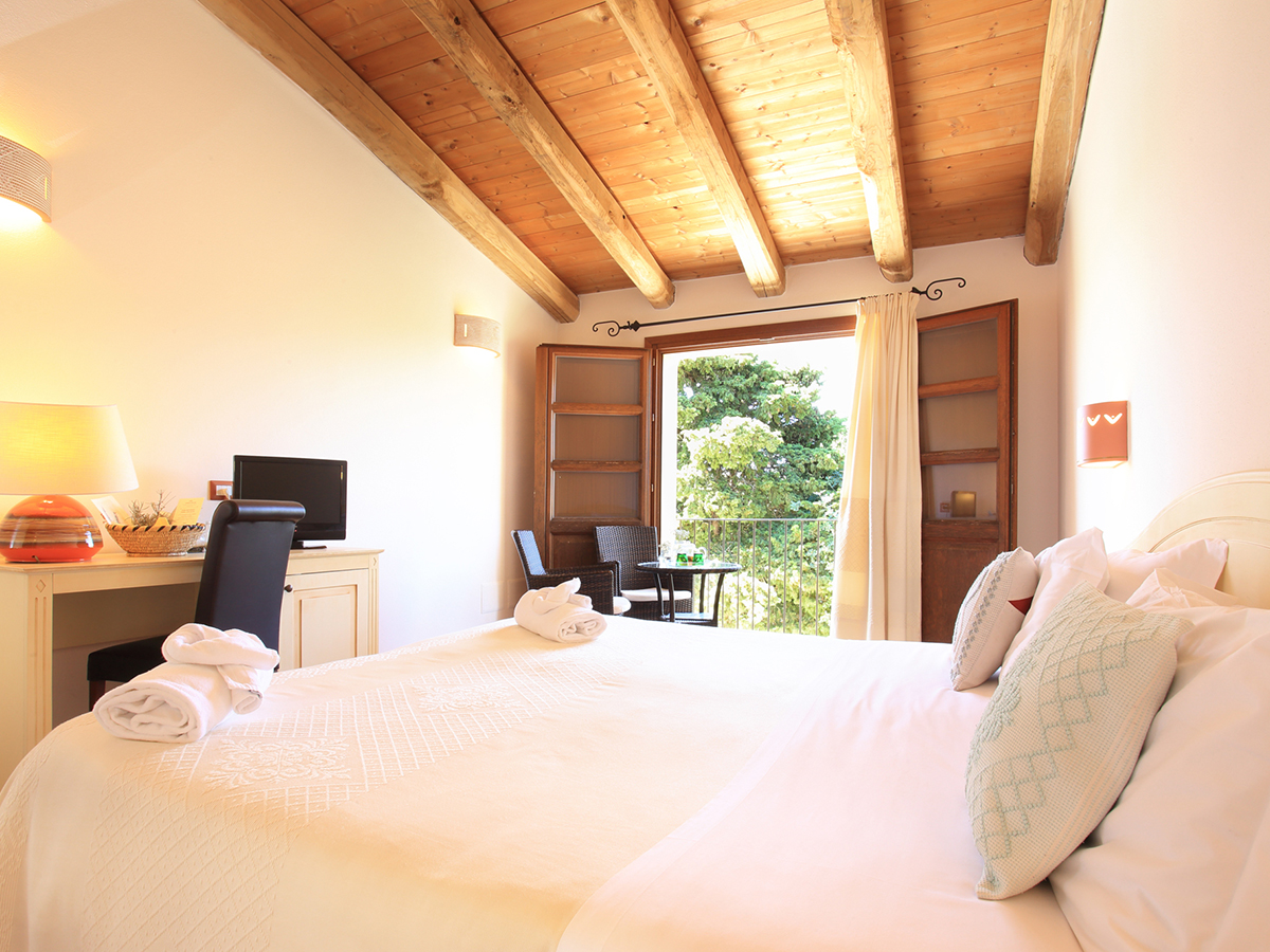 Country Resort Camera